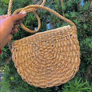 Cottage-Core Wicker handbag